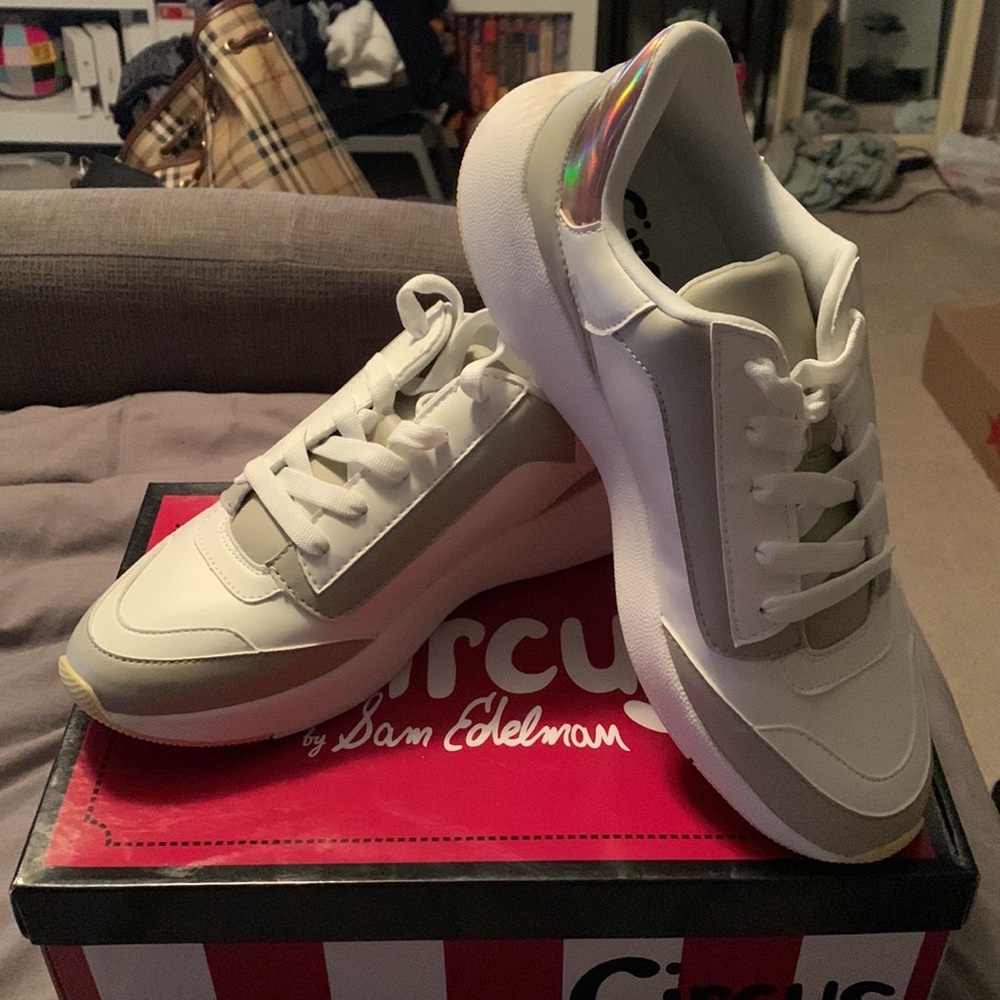 CIRCUS BY SAM EDELMAN Georgina Chunky Sneakers - NIB